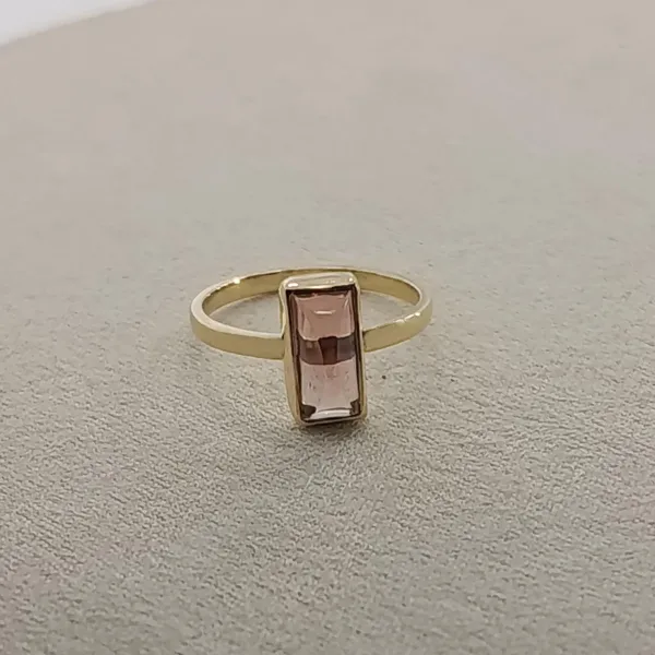 14K Gold Ring with tourmaline